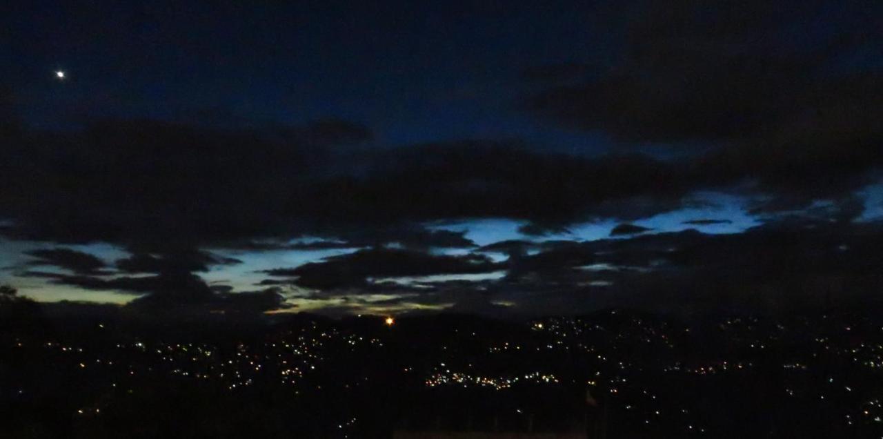 Family Homestay Kurseong Eksteriør billede